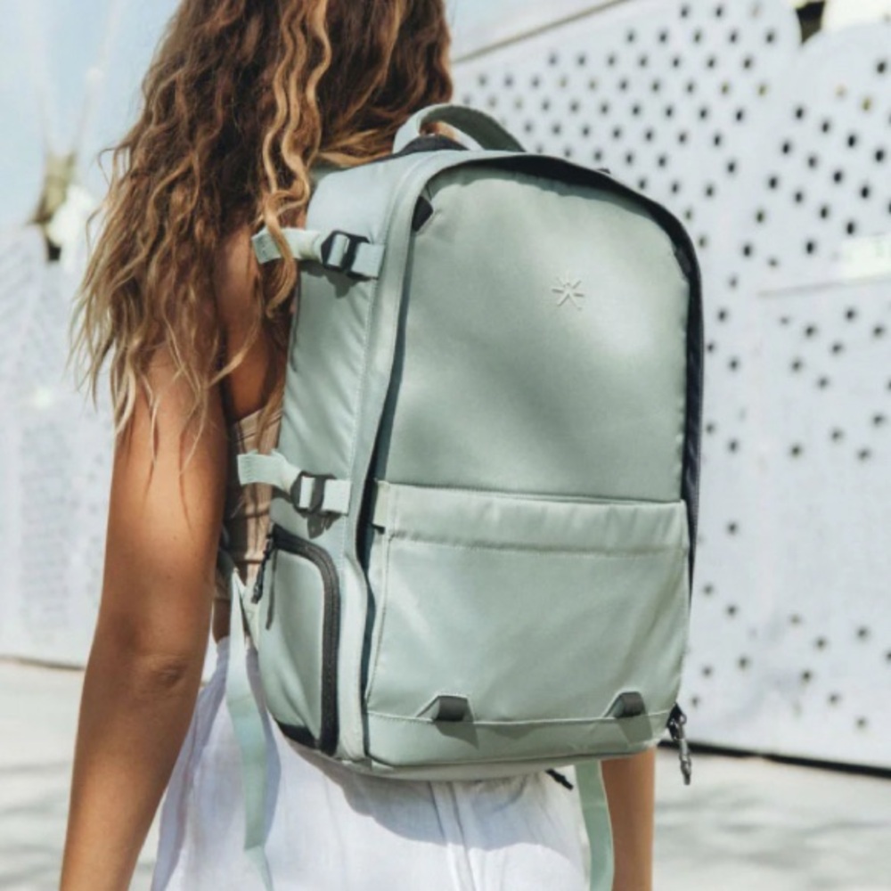 Tropicfeel Nest Backpack - Like New